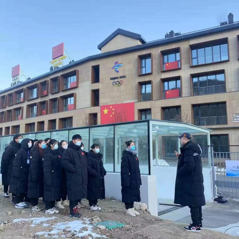 2dc6dab2-8970-46ac-853b-03609896a2721642562757373