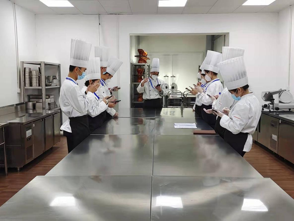 321a918b-e7e7-4a5f-b446-3e2a2eac41441643010812721