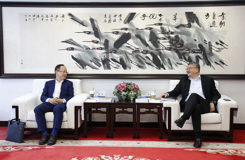 bb648765-06ad-49e3-869e-2edf665b37041700648271108