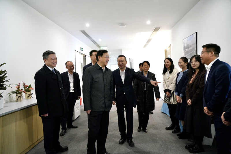 3501af81-a16a-470e-ae81-4972a92c5f491703939048337